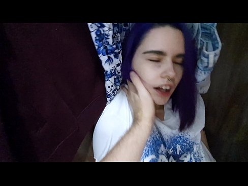 ❤️ พบน้องสาวของฉันในตู้เสื้อผ้าและช่วยเธอหลั่ง เซ็กซ์สุด ที่ th.porncomixone.ru
